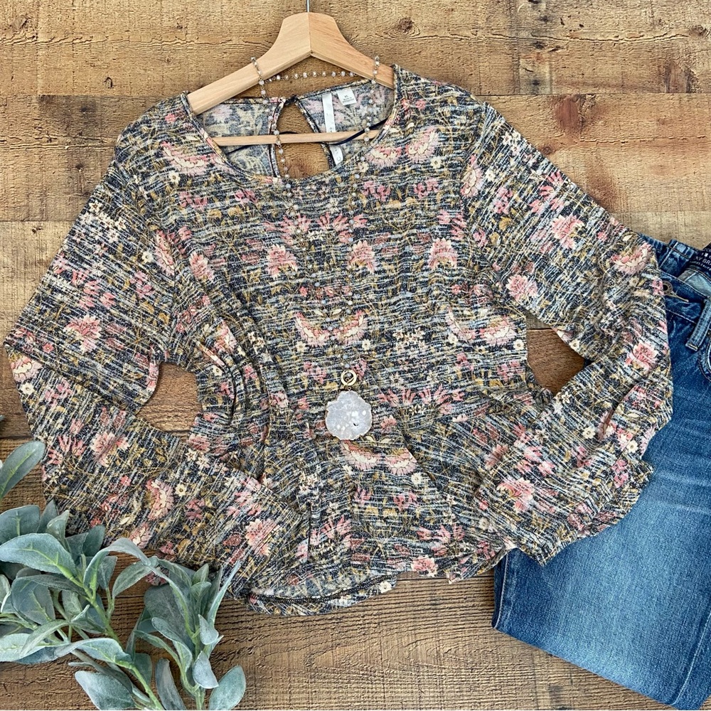 Peplum Pastel Top - So Cute with Jeans!!